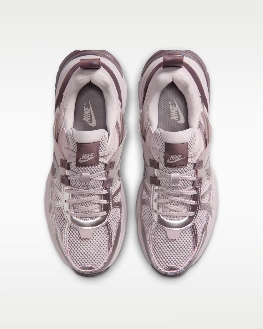 Nike V2K Run metalic pink