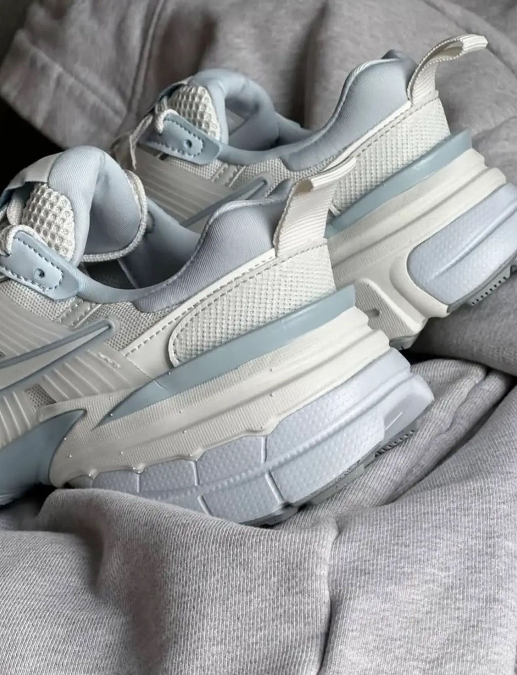 Nike V2K Run 'White baby blue'