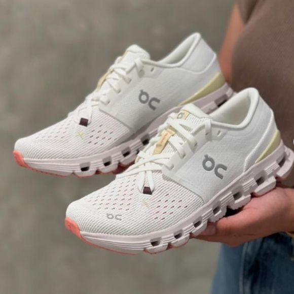 On Cloud Running X 4