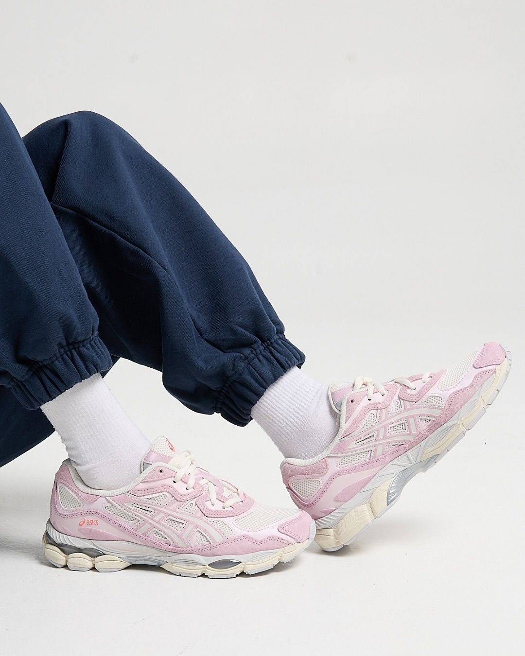 Coach signature canvas bag pink +Asics Gel-Kayano pink + Wallet free