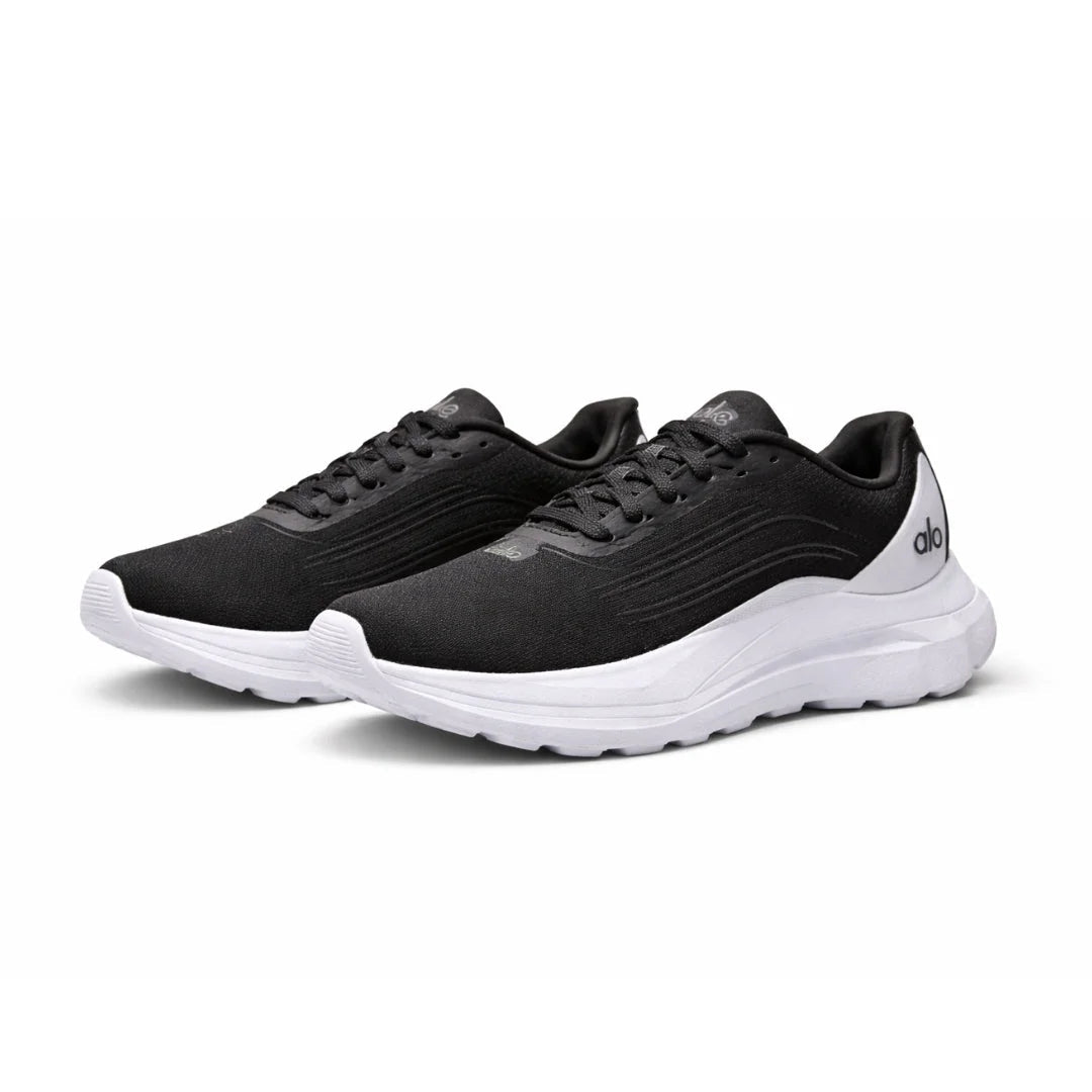 Alo Runner yoga black white