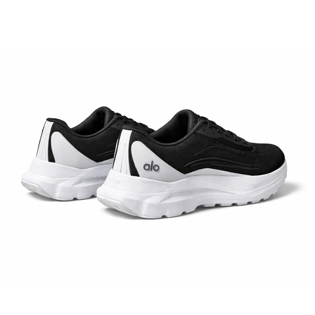 Alo Runner yoga black white