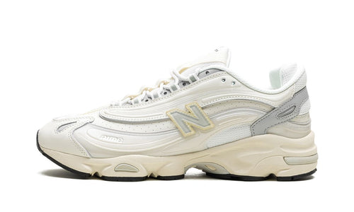 New balance 1000 off white