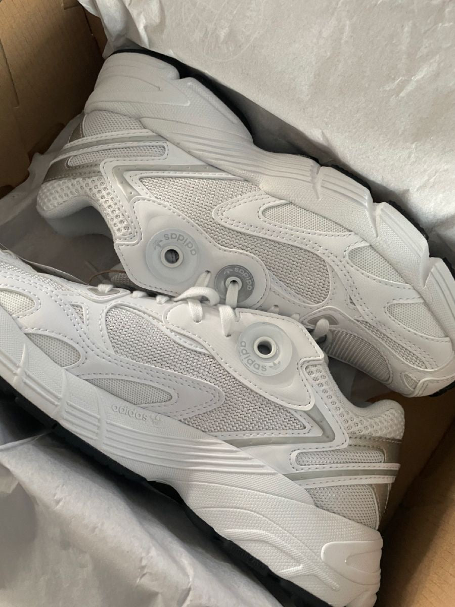 Adidas Astir white