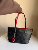 Carolina Herrera shoulder 2