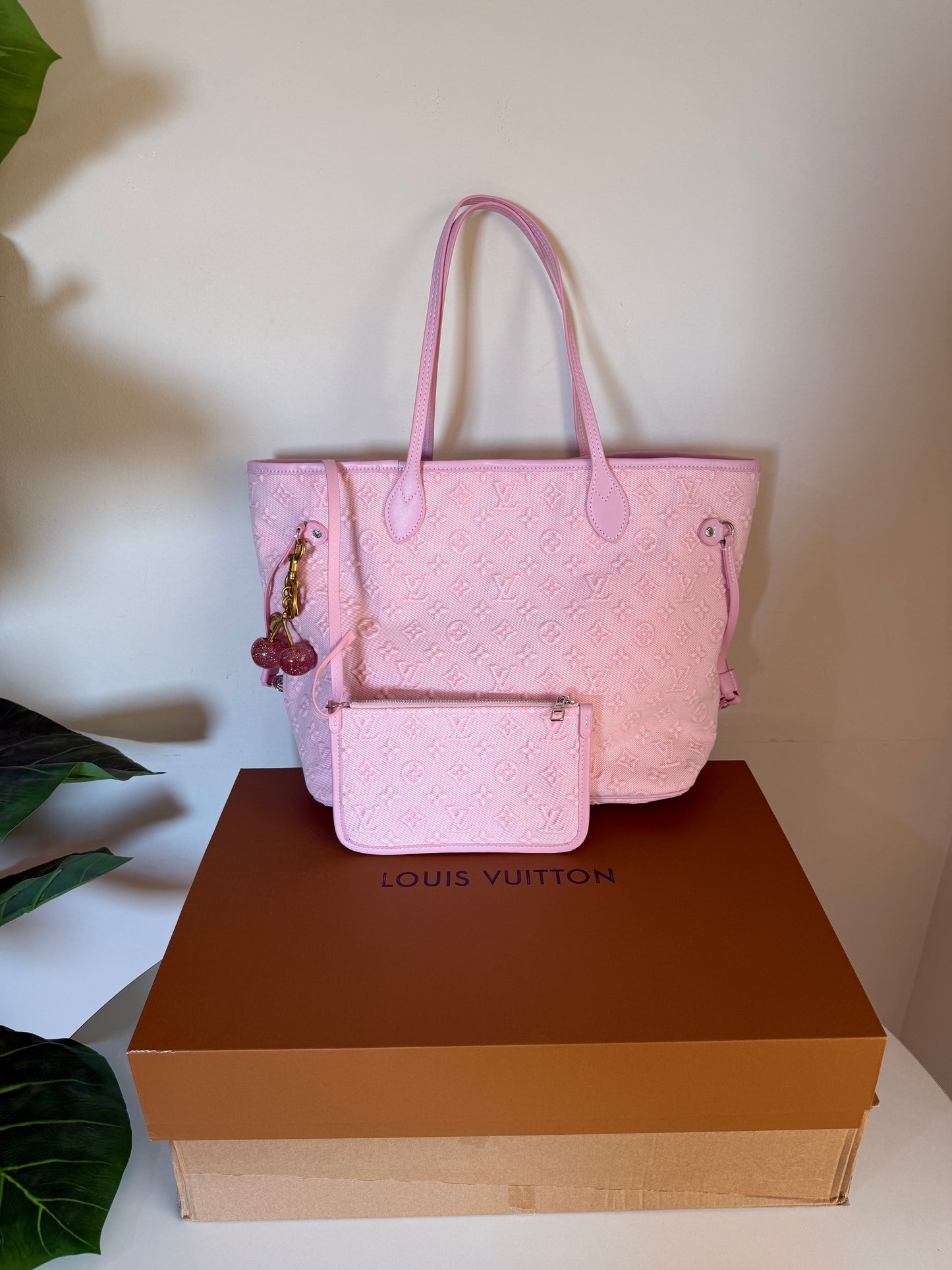 Louis Vuitton Neverfull MM Denim