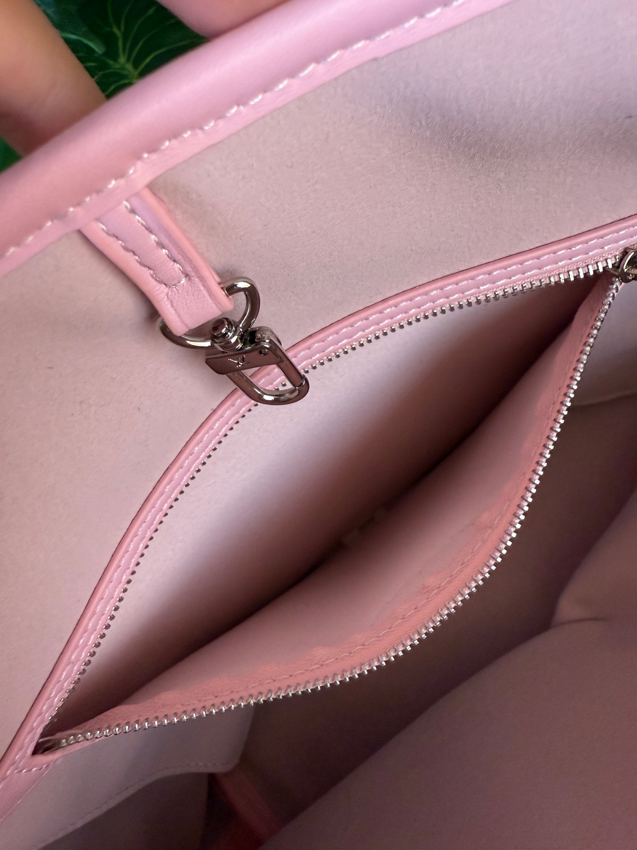 Louis Vuitton Neverfull MM Denim