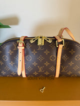Louis Vuitton Squire East West Shoulder bag
