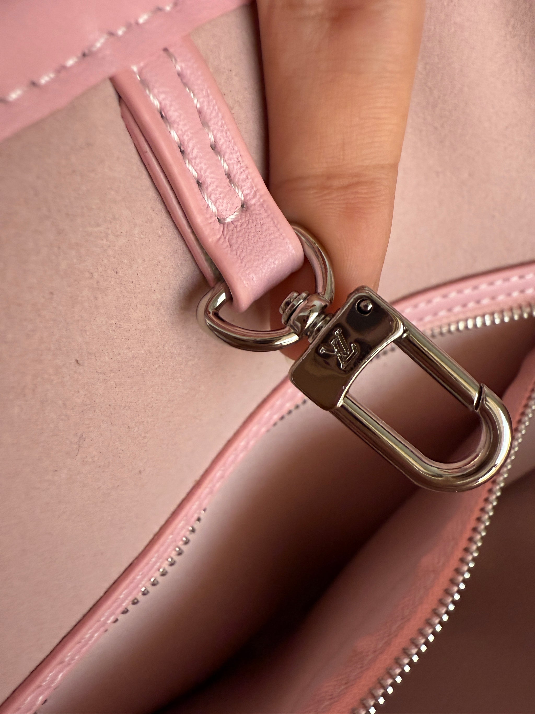 Louis Vuitton Neverfull MM Denim