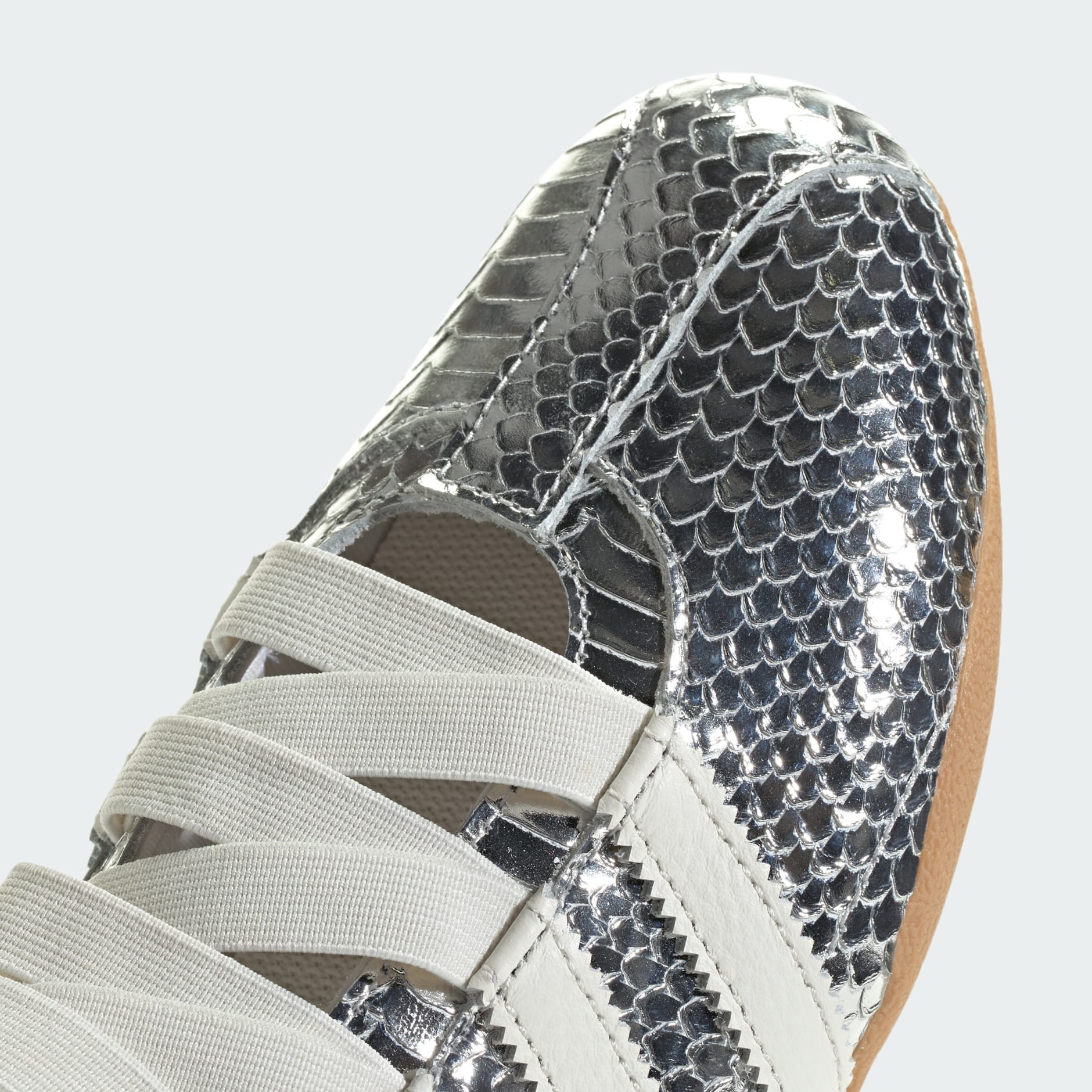 TOKYO MARY JANE Metalic Snake