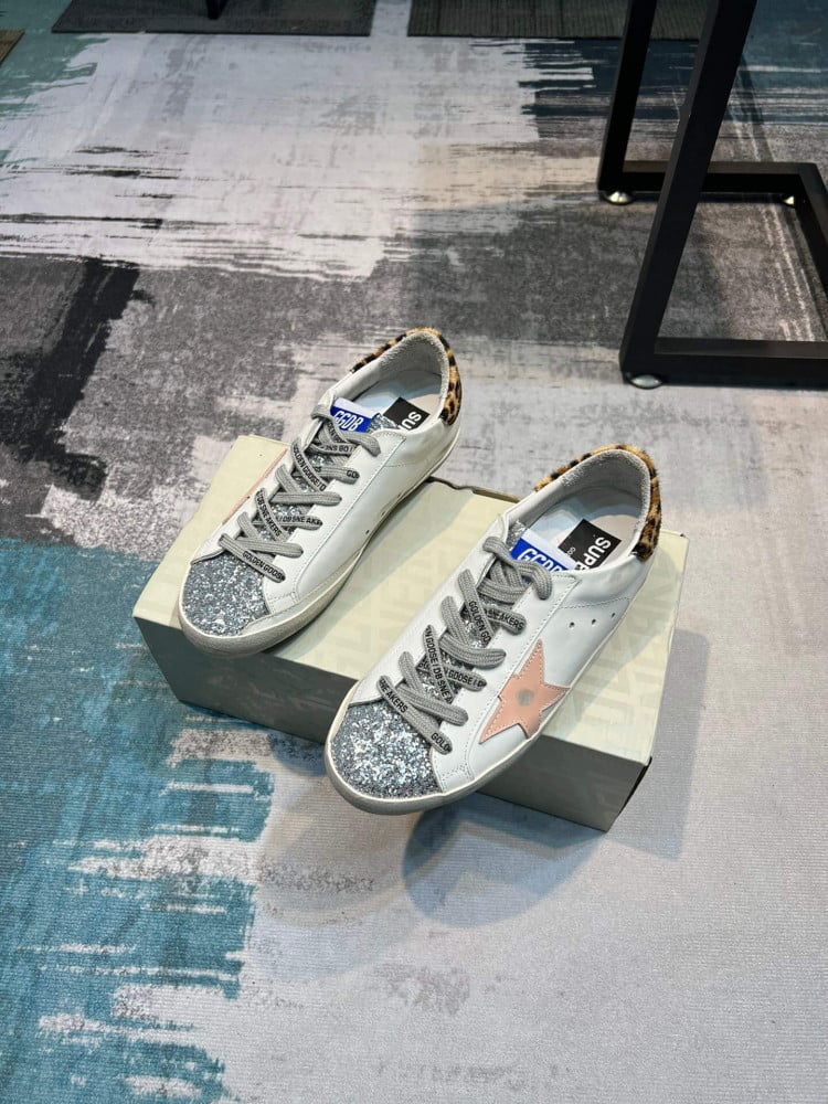 Golden Goose Superstar sneakers