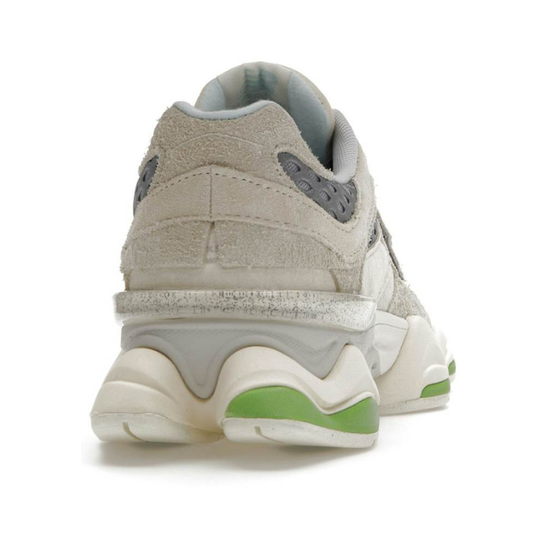 New Balance 9060 – Bricks & Wood